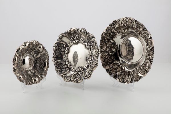 Tre centrotavola  - Asta Argenti Antichi e da Collezione - Associazione Nazionale - Case d'Asta italiane