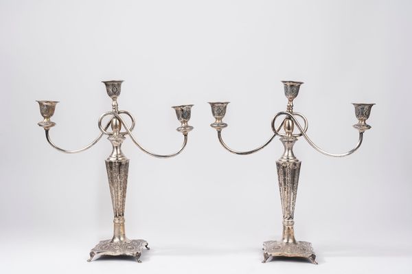 Coppia di candelabri  - Asta Argenti Antichi e da Collezione - Associazione Nazionale - Case d'Asta italiane
