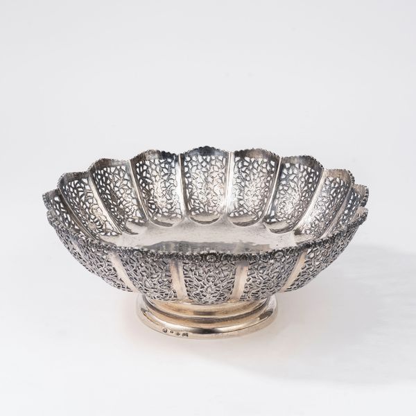 Centrotavola  - Asta Argenti Antichi e da Collezione - Associazione Nazionale - Case d'Asta italiane