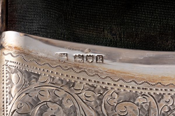 Gruppo di quattro oggetti  - Asta Argenti Antichi e da Collezione - Associazione Nazionale - Case d'Asta italiane