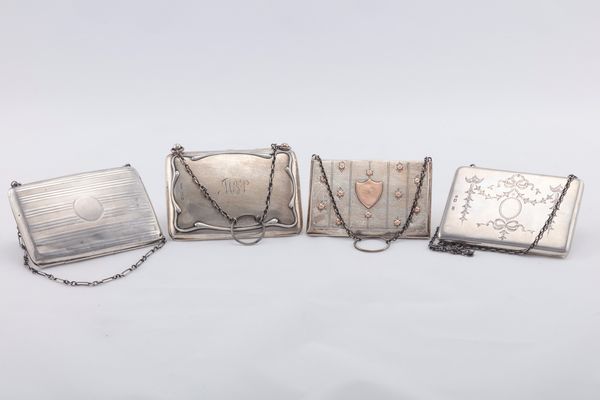 Quattro porta biglietti a foggia di borsetta  - Asta Argenti Antichi e da Collezione - Associazione Nazionale - Case d'Asta italiane