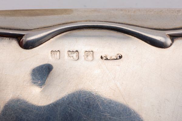 Quattro porta biglietti a foggia di borsetta  - Asta Argenti Antichi e da Collezione - Associazione Nazionale - Case d'Asta italiane