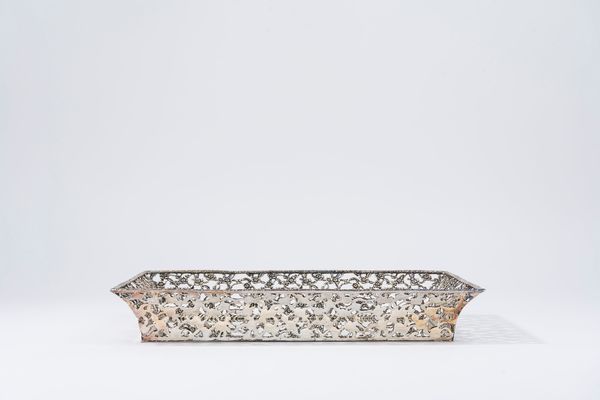 Cassetti : Centrotavola  - Asta Argenti Antichi e da Collezione - Associazione Nazionale - Case d'Asta italiane