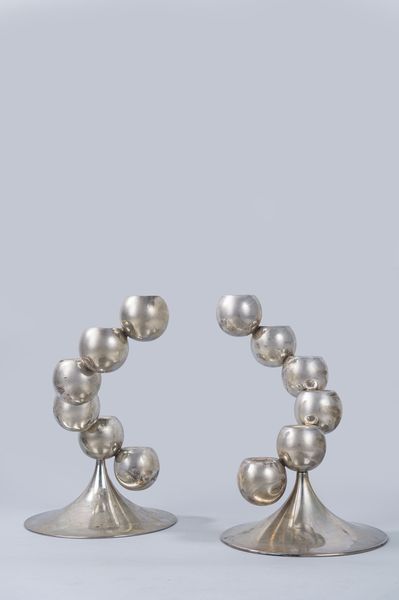 Coppia di candelabri  - Asta Argenti Antichi e da Collezione - Associazione Nazionale - Case d'Asta italiane