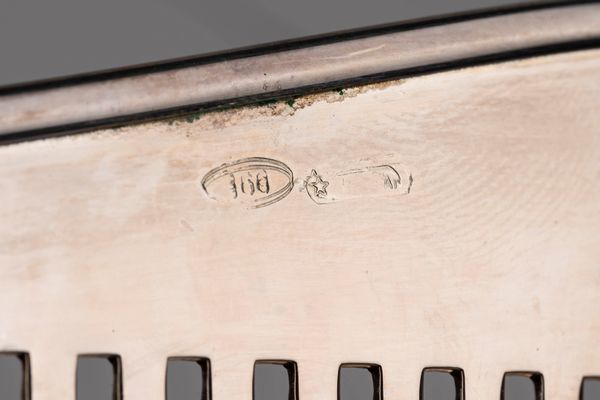 Cesa Alessandria : Vassoio  - Asta Argenti Antichi e da Collezione - Associazione Nazionale - Case d'Asta italiane