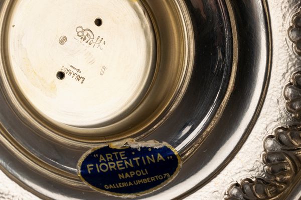 Grande coppa centrotavola con putti  - Asta Argenti Antichi e da Collezione - Associazione Nazionale - Case d'Asta italiane