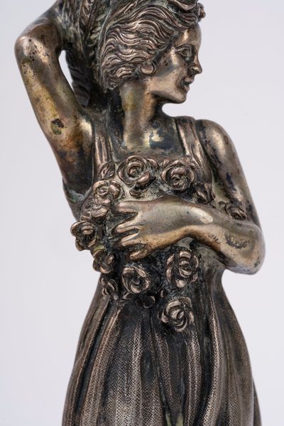 Coppia di candelieri, con satiro e ninfa  - Asta Argenti Antichi e da Collezione - Associazione Nazionale - Case d'Asta italiane