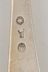 Servizi di posate differenti  - Asta Argenti Antichi e da Collezione - Associazione Nazionale - Case d'Asta italiane