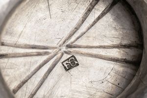 Gruppo di tre oggetti  - Asta Argenti Antichi e da Collezione - Associazione Nazionale - Case d'Asta italiane