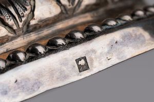 Coppia di candelieri  - Asta Argenti Antichi e da Collezione - Associazione Nazionale - Case d'Asta italiane