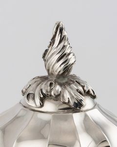 Importante caffettiera  - Asta Argenti Antichi e da Collezione - Associazione Nazionale - Case d'Asta italiane