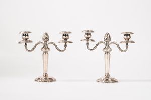 Coppia di candelabri  - Asta Argenti Antichi e da Collezione - Associazione Nazionale - Case d'Asta italiane
