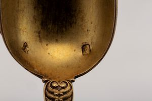 Gruppo di sei oggetti  - Asta Argenti Antichi e da Collezione - Associazione Nazionale - Case d'Asta italiane