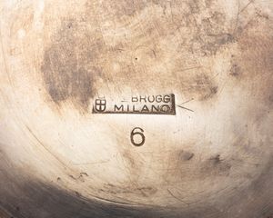 Gruppo di sei oggetti  - Asta Argenti Antichi e da Collezione - Associazione Nazionale - Case d'Asta italiane