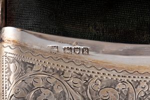 Gruppo di quattro oggetti  - Asta Argenti Antichi e da Collezione - Associazione Nazionale - Case d'Asta italiane