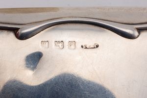 Quattro porta biglietti a foggia di borsetta  - Asta Argenti Antichi e da Collezione - Associazione Nazionale - Case d'Asta italiane