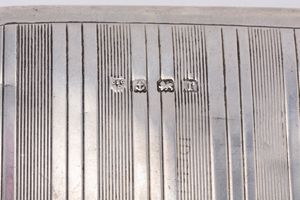 Quattro porta biglietti a foggia di borsetta  - Asta Argenti Antichi e da Collezione - Associazione Nazionale - Case d'Asta italiane