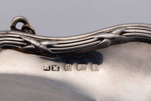 Due portabiglietti e due portamonete con catanella  - Asta Argenti Antichi e da Collezione - Associazione Nazionale - Case d'Asta italiane