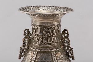 Vaso e scrigno  - Asta Argenti Antichi e da Collezione - Associazione Nazionale - Case d'Asta italiane