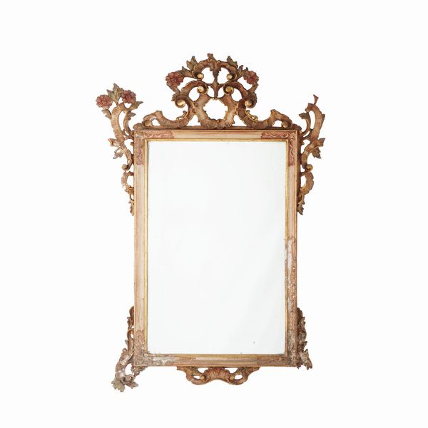 Specchiera in legno intagliato, laccato e dorato  - Asta Antiquariato - Associazione Nazionale - Case d'Asta italiane