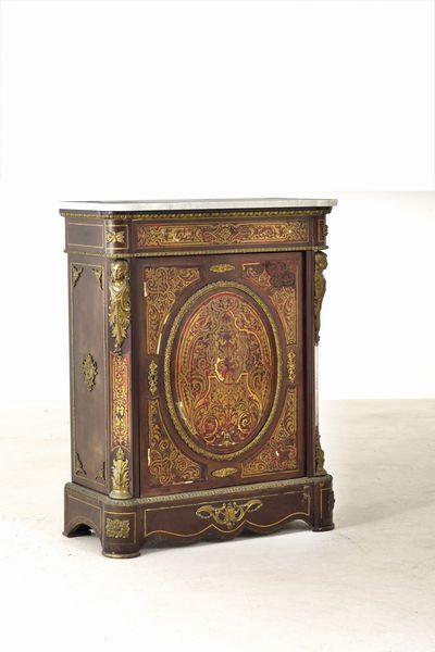 Mobiletto in legno stile Boulle. XIX secolo  - Asta Antiquariato - Associazione Nazionale - Case d'Asta italiane