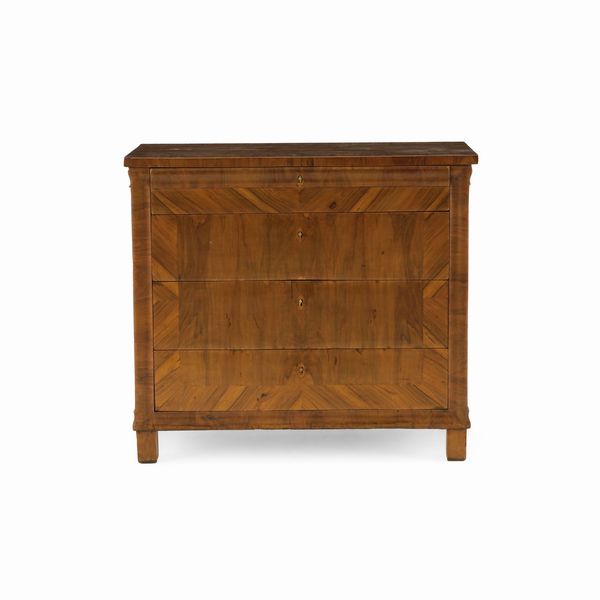 Cassettone lastronato. XIX secolo  - Asta Antiquariato - Associazione Nazionale - Case d'Asta italiane