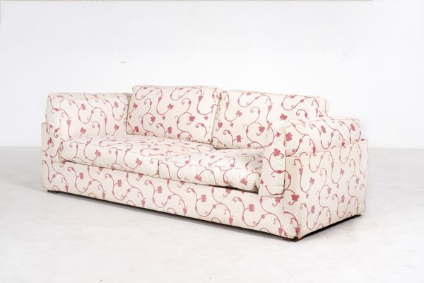 Due divani imbottiti  - Asta Antiquariato - Associazione Nazionale - Case d'Asta italiane