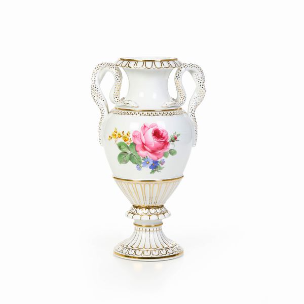 Vaso biansato.<BR>Meissen, XX secolo.  - Asta Antiquariato - Associazione Nazionale - Case d'Asta italiane