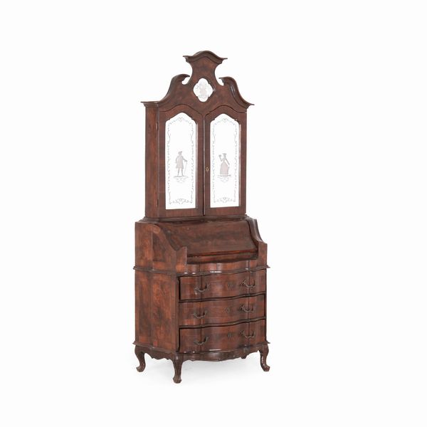 Piccolo trumeau in stile barocchetto. XX secolo  - Asta Antiquariato - Associazione Nazionale - Case d'Asta italiane