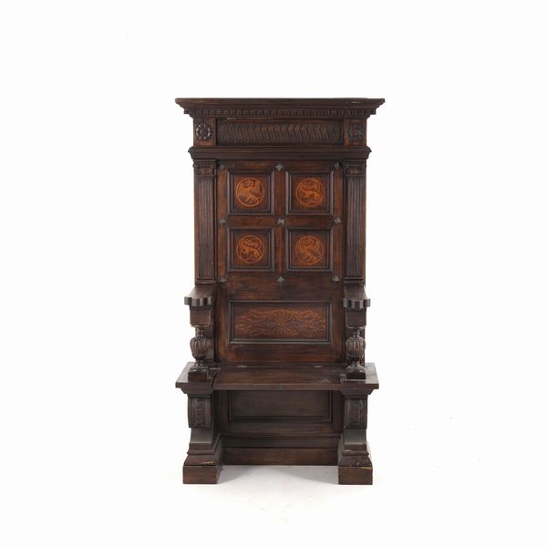 Trono in legno intagliato e intarsiato. XX secolo  - Asta Antiquariato - Associazione Nazionale - Case d'Asta italiane