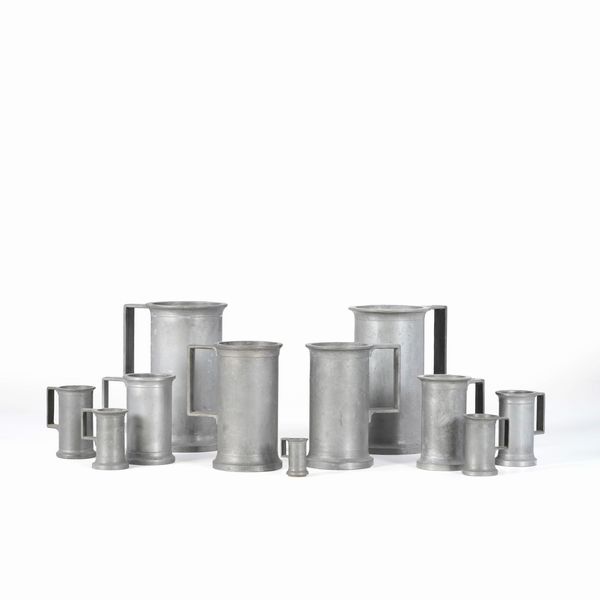 Collezione di undici boccali in peltro  - Asta Antiquariato - Associazione Nazionale - Case d'Asta italiane