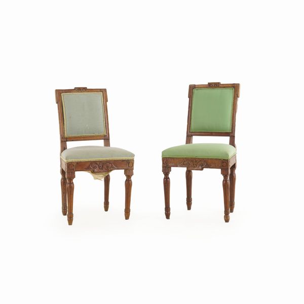 Coppia di sedie in legno intagliato Luigi XVI. XVIII-XIX secolo  - Asta Antiquariato - Associazione Nazionale - Case d'Asta italiane