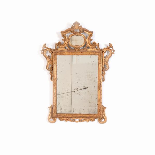 Cornice in legno intagliato e dorato. XIX-XX secolo  - Asta Antiquariato - Associazione Nazionale - Case d'Asta italiane