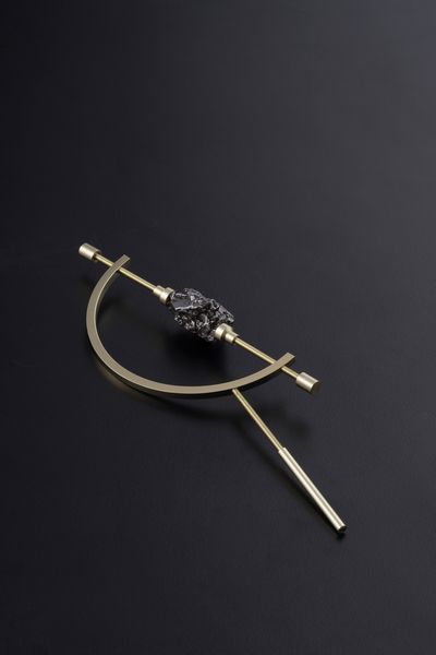 Curioso frammento di Meteorite 'Campo del Cielo'<BR>  - Asta Antiquariato - Associazione Nazionale - Case d'Asta italiane