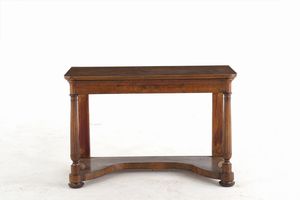 Coppia di consolles in legno intagliato. XIX secolo  - Asta Antiquariato - Associazione Nazionale - Case d'Asta italiane