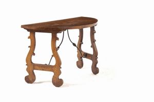 Consolle a fratino in noce. XVIII secolo  - Asta Antiquariato - Associazione Nazionale - Case d'Asta italiane