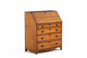 Ribalta a quattro cassetti. XX secolo  - Asta Antiquariato - Associazione Nazionale - Case d'Asta italiane