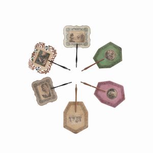 Sei piccoli ventagli di forme diverse con stampe  - Asta Antiquariato - Associazione Nazionale - Case d'Asta italiane