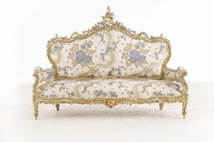 Salotto in stile settecentesco in legno intagliato, laccato e dorato  - Asta Antiquariato - Associazione Nazionale - Case d'Asta italiane