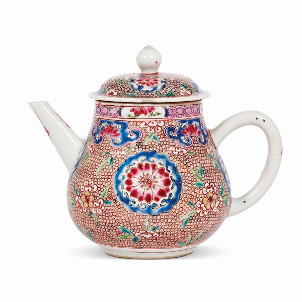 TEIERA, CINA, PERIODO QIANLONG (1736-1796)  - Asta CERAMICA. MAIOLICHE E PORCELLANE DAL RINASCIMENTO ALL'OTTOCENTO - Associazione Nazionale - Case d'Asta italiane