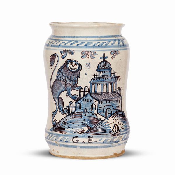 GRANDE ALBARELLO, LATERZA, PRIMA METÀ SECOLO XVIII  - Asta CERAMICA. MAIOLICHE E PORCELLANE DAL RINASCIMENTO ALL'OTTOCENTO - Associazione Nazionale - Case d'Asta italiane