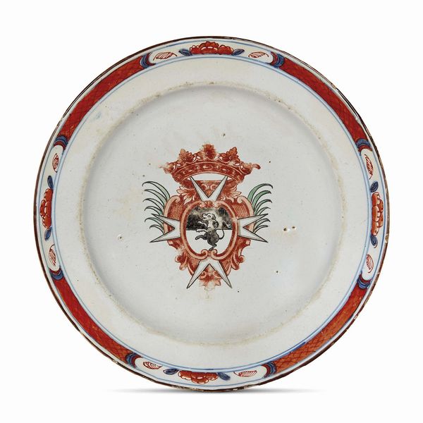 PIATTO, MILANO, MANIFATTURA DI PASQUALE RUBATI, 1780 CIRCA  - Asta CERAMICA. MAIOLICHE E PORCELLANE DAL RINASCIMENTO ALL'OTTOCENTO - Associazione Nazionale - Case d'Asta italiane