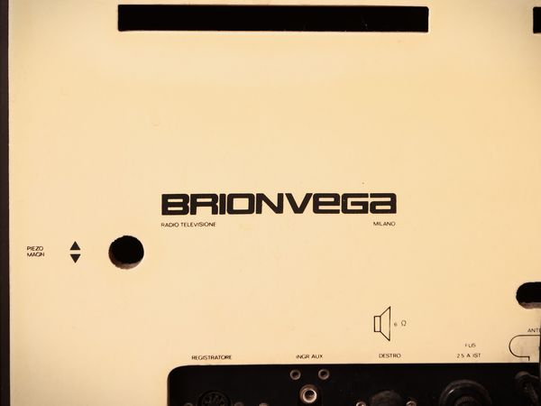 Pier Giacomo e Achille Castiglioni : Radio stereo giradischi RR126 per Brionvega  - Asta La casa moderna - Associazione Nazionale - Case d'Asta italiane