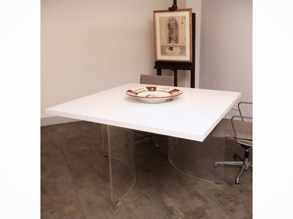 Tavolo di gusto contemporaneo  - Asta La casa moderna - Associazione Nazionale - Case d'Asta italiane