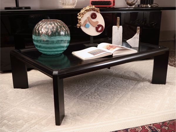 Tavolino basso da salotto in rovere laccato nero  - Asta La casa moderna - Associazione Nazionale - Case d'Asta italiane