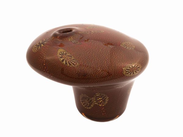 Vaso Yokohama di Aldo Nason di forma asimmetrica  - Asta La casa moderna - Associazione Nazionale - Case d'Asta italiane