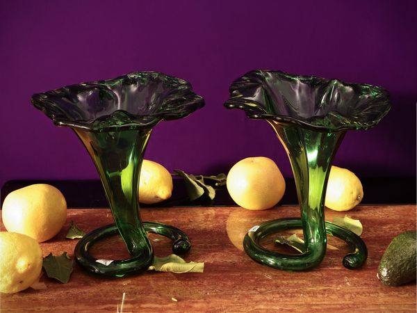 Coppia di vasi in vetro verde di Empoli  - Asta La casa moderna - Associazione Nazionale - Case d'Asta italiane