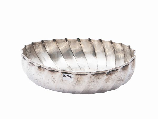 Centrotavola in argento  - Asta La casa moderna - Associazione Nazionale - Case d'Asta italiane