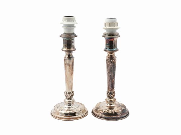 Due lumi da tavolo in argento  - Asta La casa moderna - Associazione Nazionale - Case d'Asta italiane