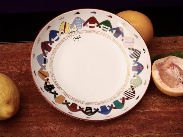 Piatto in porcellana Fantini, Richard Ginori da Gi Ponti  - Asta La casa moderna - Associazione Nazionale - Case d'Asta italiane